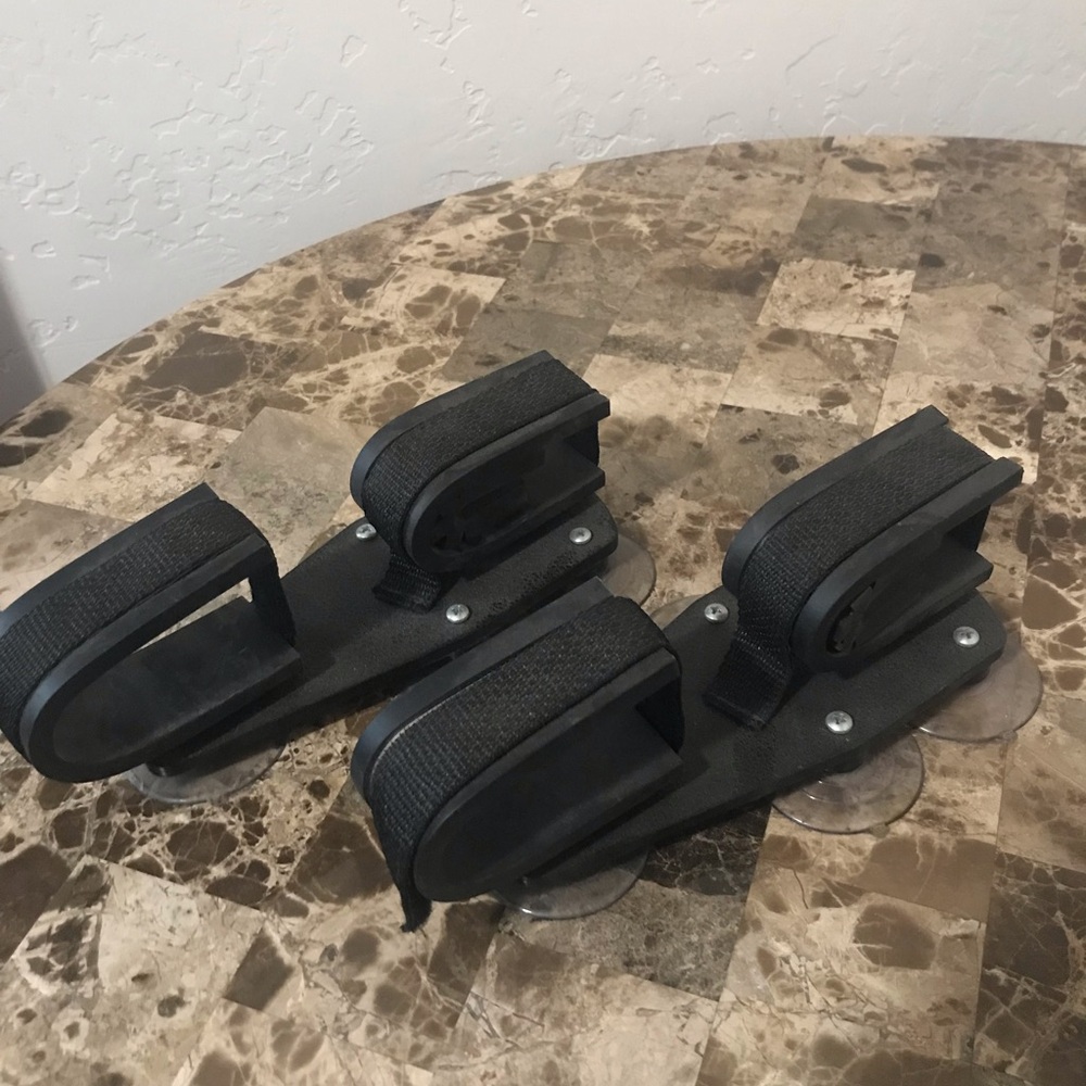 Vehicle Suction Cup Dbl Gun Holder, great for fishing’s rods or rifles. Sturdy.